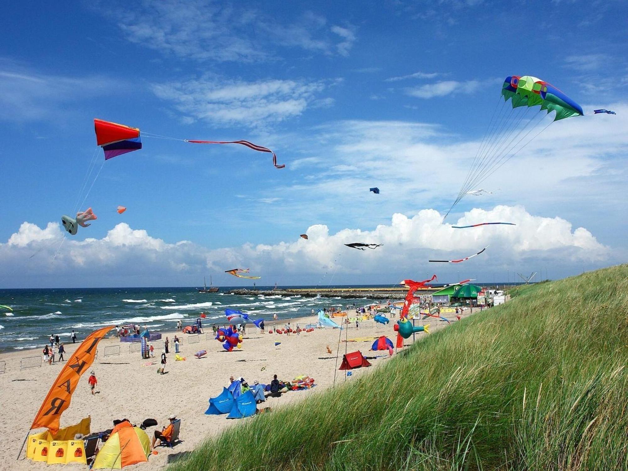 Spacious Holiday Homes Near The Beach In 포비에로보 외부 사진